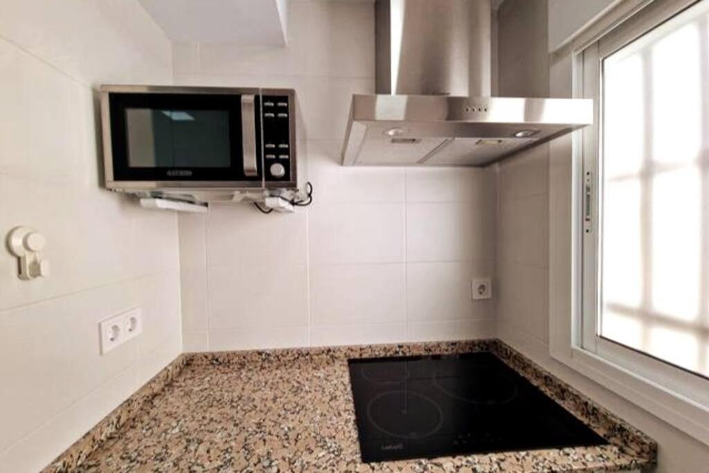 Moderno Apartamento Sevilla Zona Nervion. Wifi/Ac Exterior photo